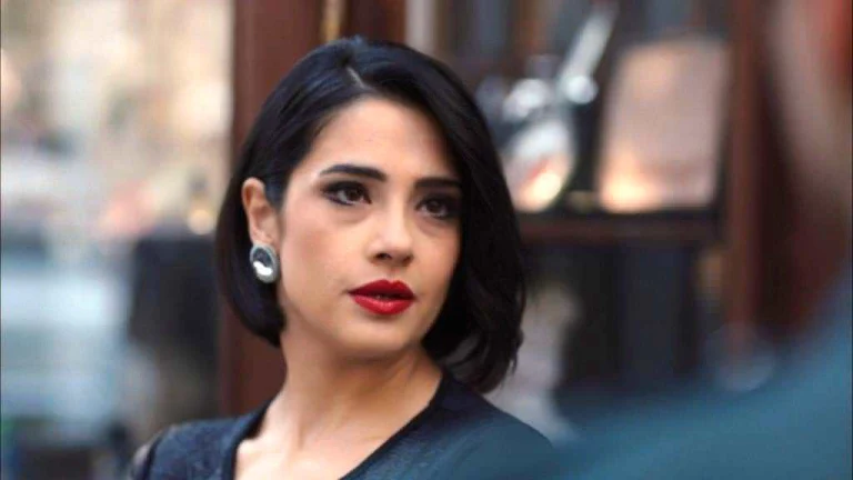 Wer ist Funda Eryiğit? Wo sie geboren wurde – Größe – Alter – Serie – Familie