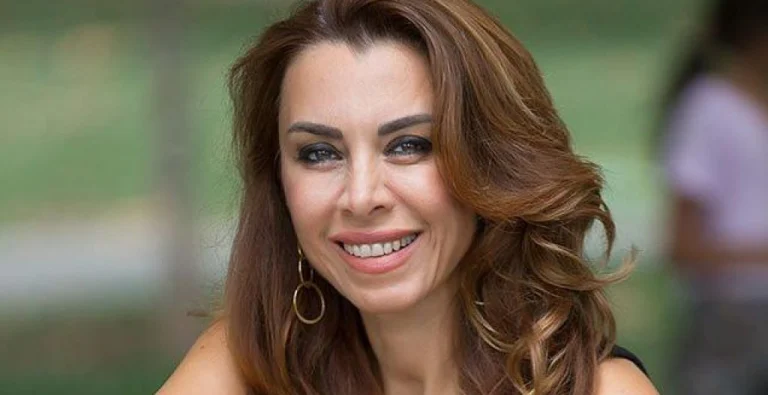 Wer ist Neslihan Yeldan? Herkunft, Größe, Alter, TV-Serien und Familie