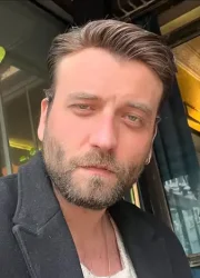 Nezir Çınarlı