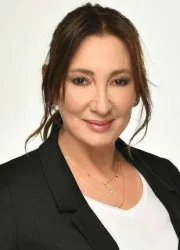 Ayşegül Günay