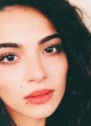 Melisa Aslı Pamuk