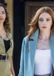 Özge Özacar